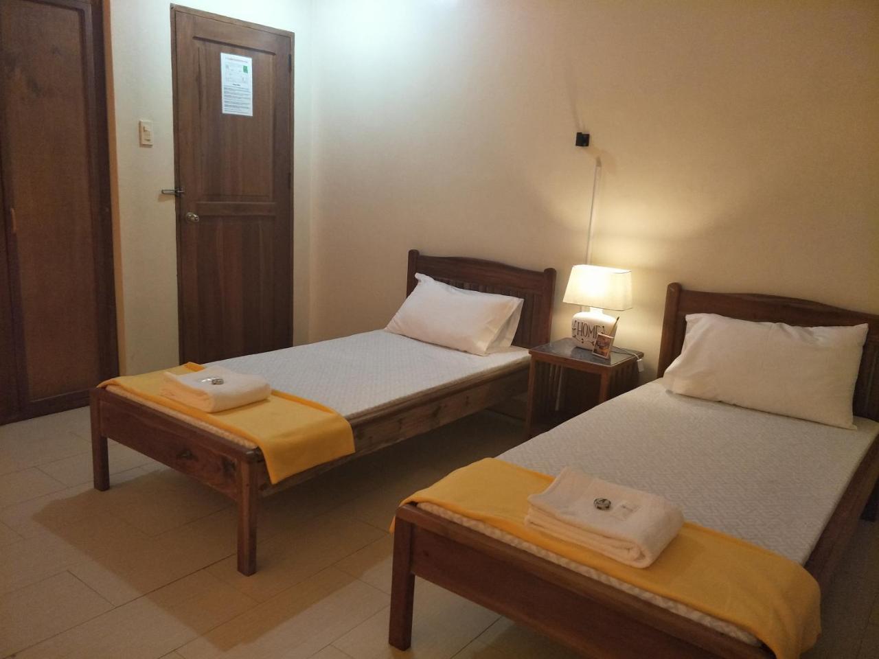 Joyful Island Hostel - Cebu City Экстерьер фото
